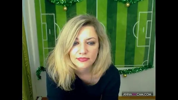 Hot Blonde Russian masturbating on webcam kule videoer