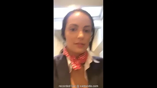 Hete Flight attendant uses in-flight wifi to cam on camsoda coole video's