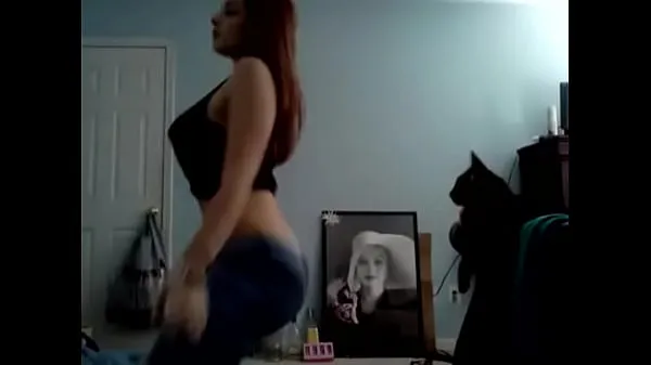 حار Millie Acera Twerking my ass while playing with my pussy بارد أشرطة الفيديو
