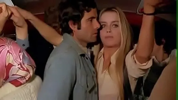 Hot That mischievous age 1975 español spanish clasico kule videoer