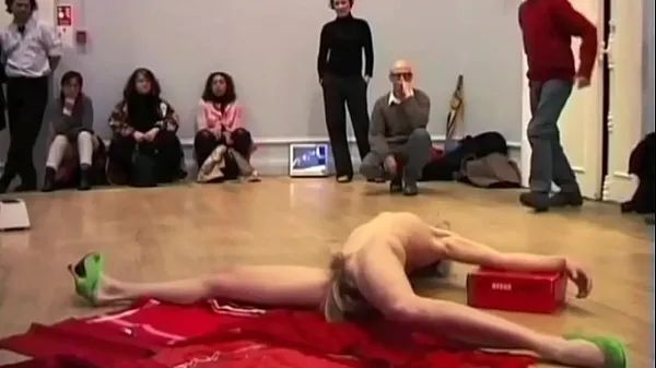 Menő Nude Scandal Theatre Hot Gerl Lois Keidan menő videók