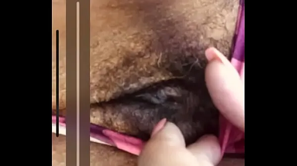 Kuumia Married Neighbor shows real teen her pussy and tits siistejä videoita