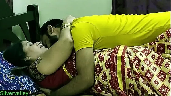 Hete Indian xxx sexy Milf aunty secret sex with son in law!! Real Homemade sex coole video's
