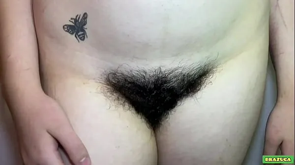 18-year-old girl, with a hairy pussy, asked to record her first porn scene with me Video thú vị hấp dẫn