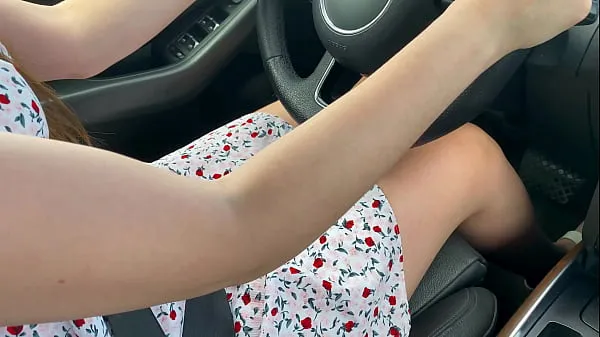 Hete Stepmother: - Okay, I'll spread your legs. A young and experienced stepmother sucked her stepson in the car and let him cum in her pussy coole video's