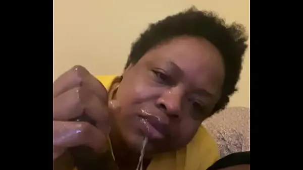 Hotte Mature ebony bbw gets throat fucked by Gansgta BBC seje videoer