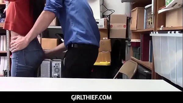 GirlThief - Mighty fine teen Tory Bellamy is a dick riding little thief vídeos legais
