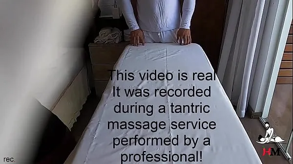 Vroči Hidden camera married woman having orgasms during treatment with naughty therapist - Tantric massage - VIDEO REAL kul videoposnetki